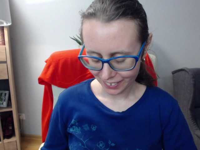 sparkleLizzy's BongaCams show and profile