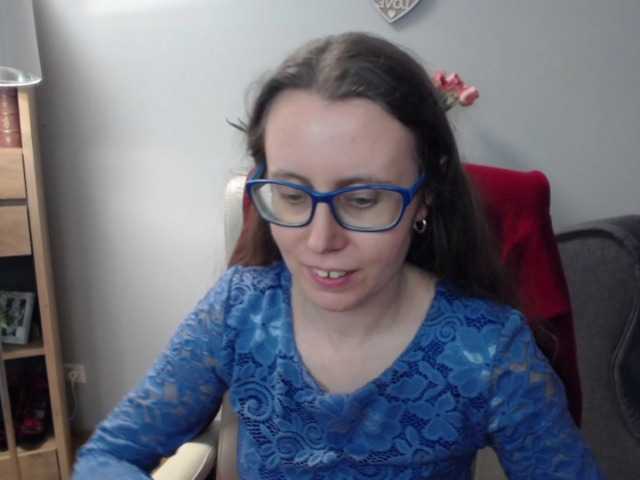 sparkleLizzy's BongaCams show and profile
