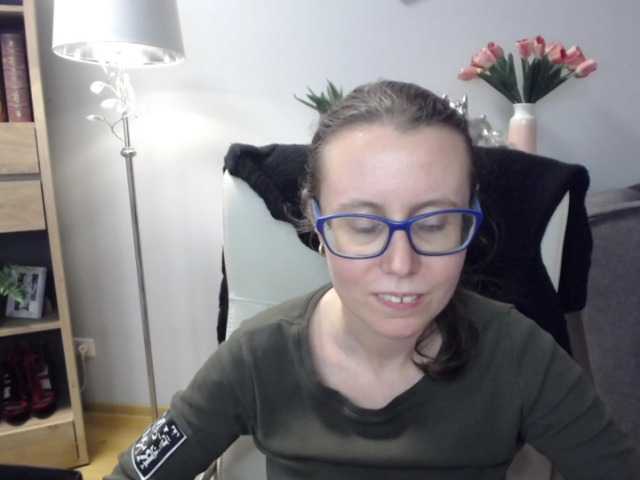 sparkleLizzy live cam profile