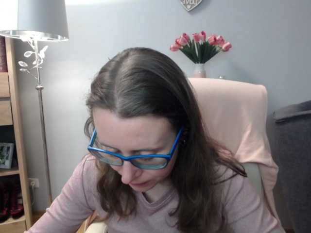 sparkleLizzy's BongaCams show and profile