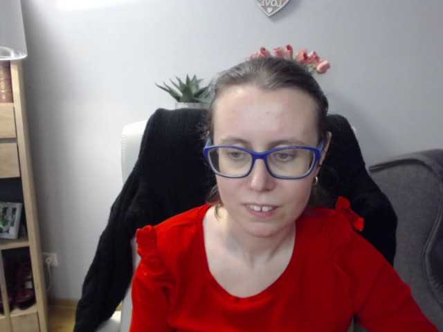 sparkleLizzy's BongaCams show and profile