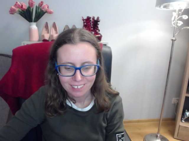 sparkleLizzy's BongaCams show and profile