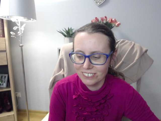 sparkleLizzy's BongaCams show and profile