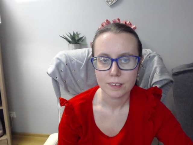 sparkleLizzy's BongaCams show and profile