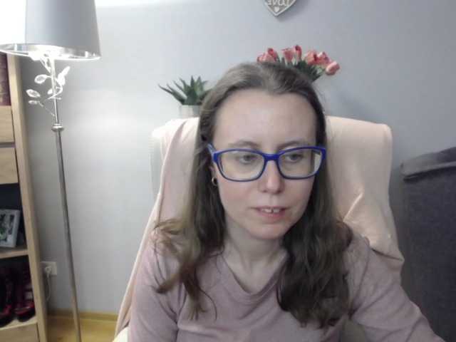 sparkleLizzy's BongaCams show and profile