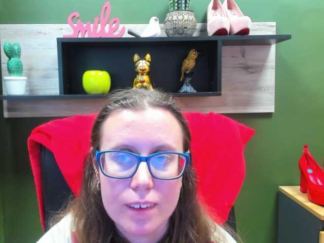 sparkleLizzy's BongaCams show and profile