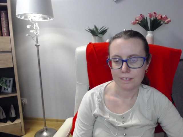 sparkleLizzy's BongaCams show and profile