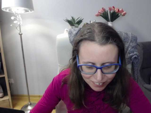 sparkleLizzy's BongaCams show and profile