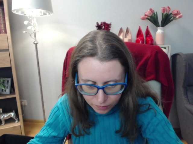 sparkleLizzy's BongaCams show and profile