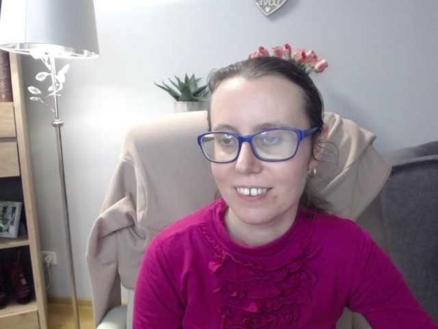 sparkleLizzy's BongaCams show and profile