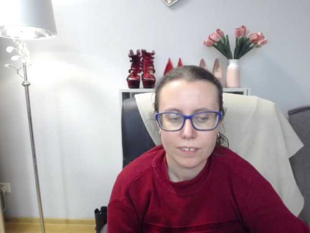 sparkleLizzy's BongaCams show and profile