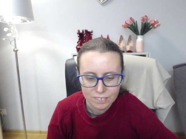 sparkleLizzy's BongaCams show and profile