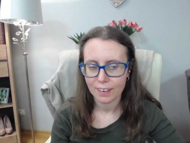 sparkleLizzy's BongaCams show and profile