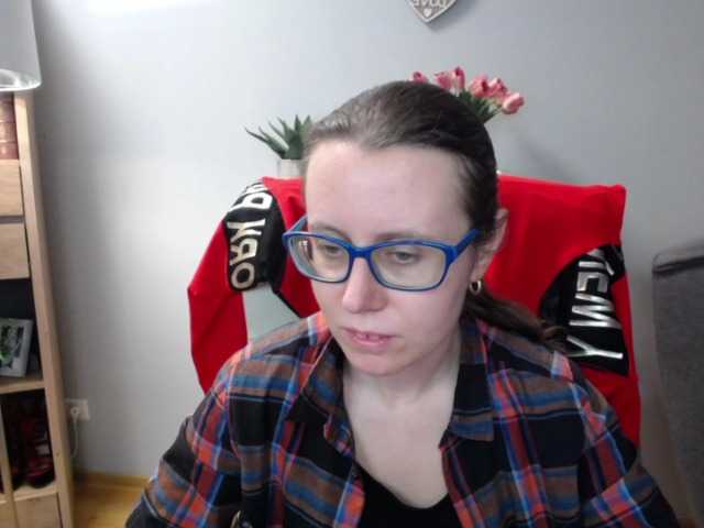 sparkleLizzy's BongaCams show and profile