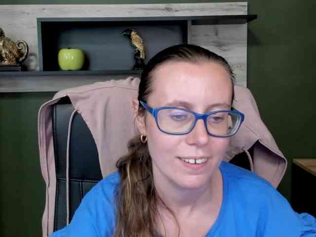 sparkleLizzy webcam