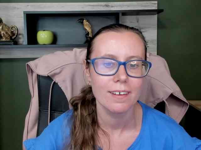 sparkleLizzy webcam