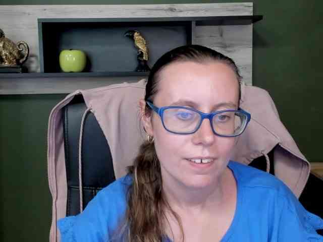 sparkleLizzy webcam