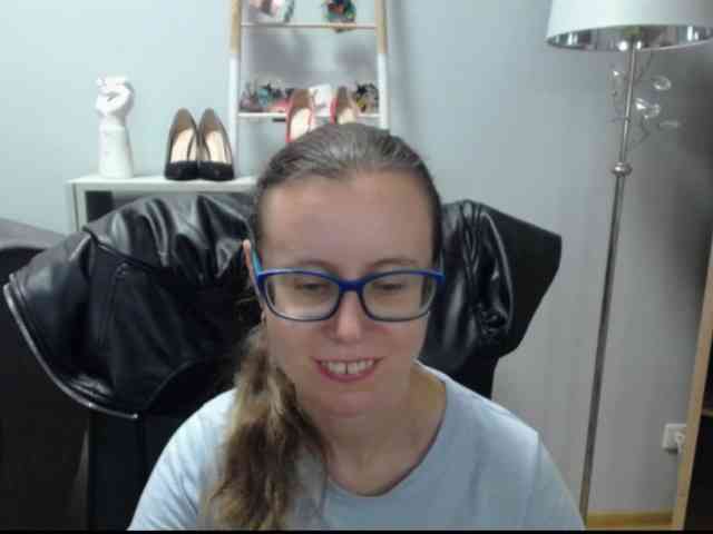 sparkleLizzy webcam