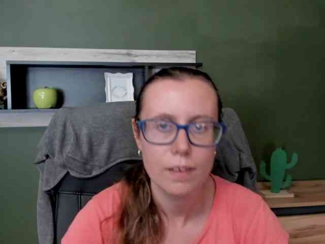 sparkleLizzy webcam