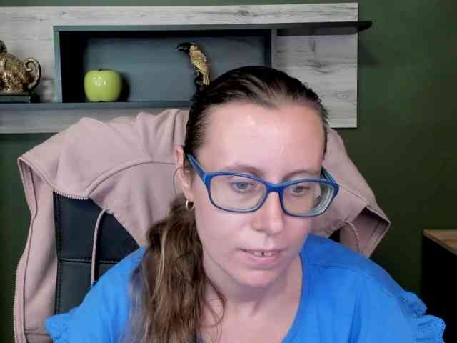 sparkleLizzy webcam