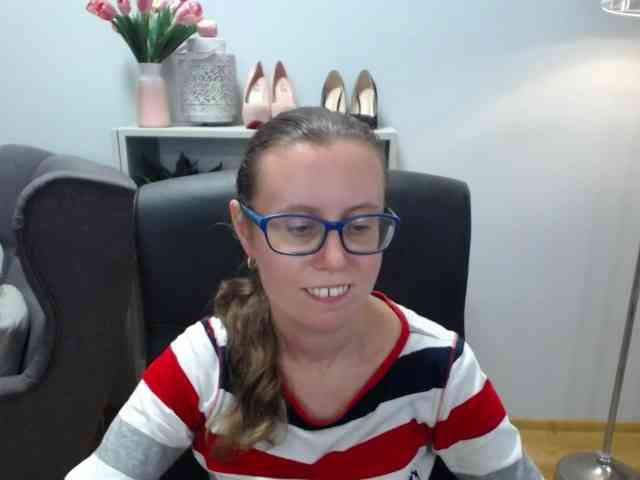 sparkleLizzy webcam
