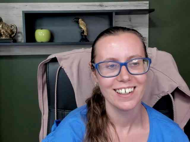 sparkleLizzy webcam