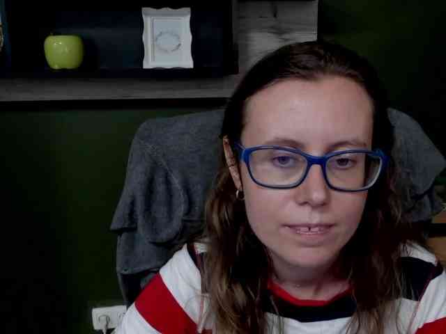 sparkleLizzy webcam