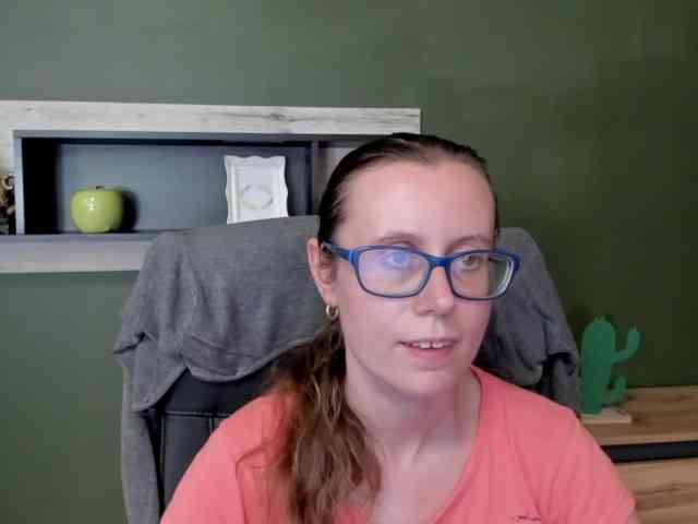 sparkleLizzy webcam