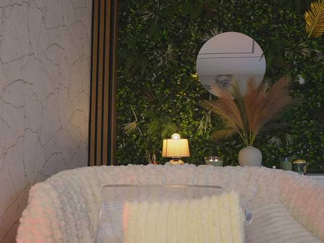 angell-wow's BongaCams show and profile