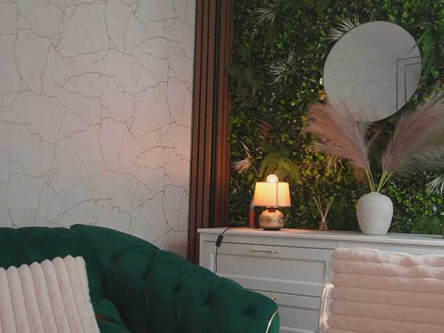 angell-wow's BongaCams show and profile