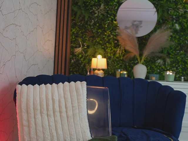 angell-wow's BongaCams show and profile