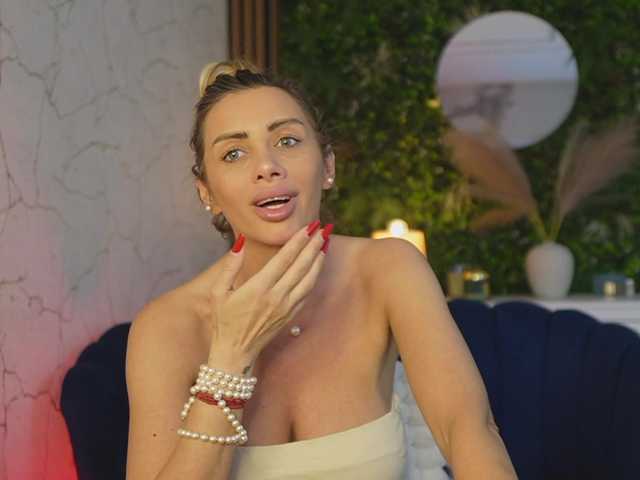 angell-wow's BongaCams show and profile