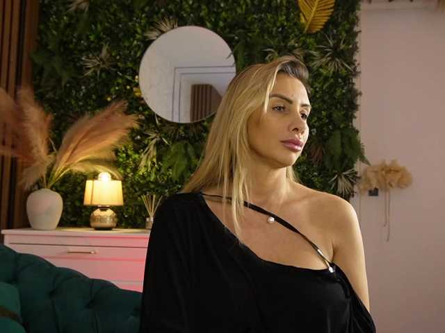 angell-wow's BongaCams show and profile