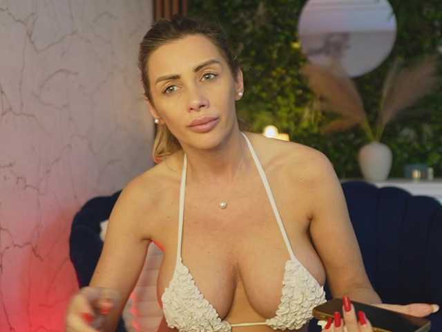 angell-wow's BongaCams show and profile