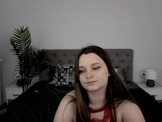 MagikPeachh Porn Show