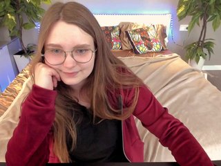 MagikPeachh Porn Show