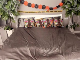 MagikPeachh Porn Show