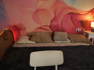 MagikPeachh Porn Show