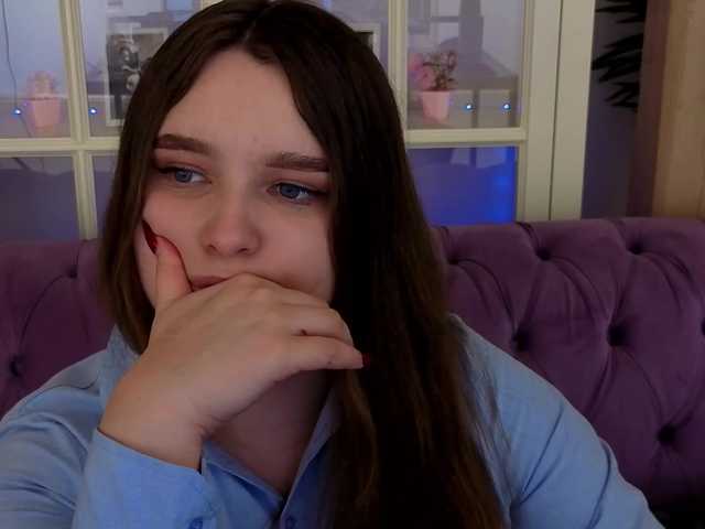 MagikPeachh's BongaCams show and profile