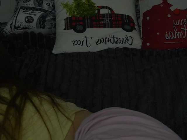 MagikPeachh's BongaCams show and profile