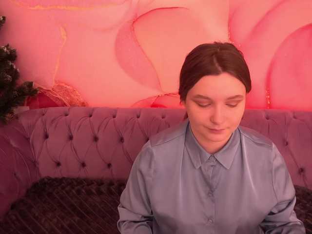 MagikPeachh's BongaCams show and profile