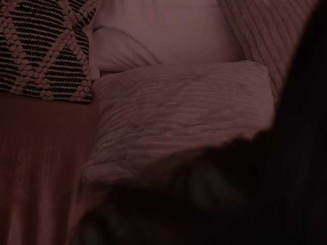 MagikPeachh's BongaCams show and profile