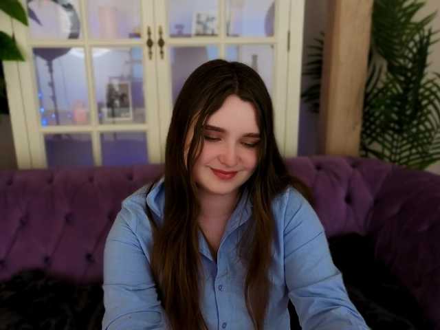 MagikPeachh's BongaCams show and profile