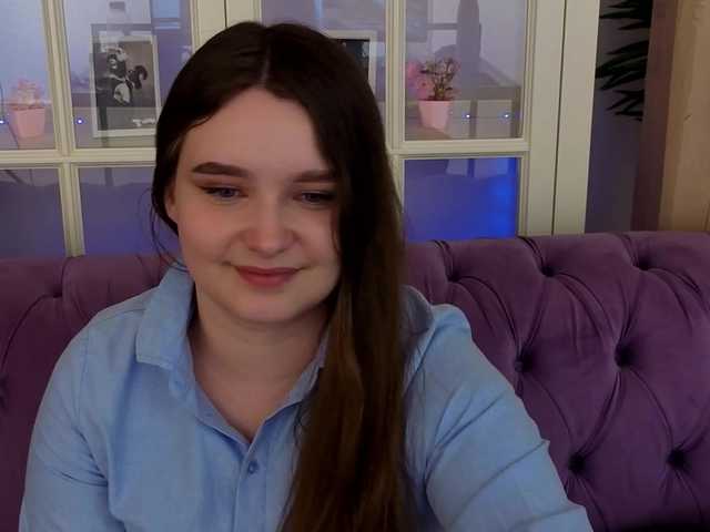 MagikPeachh's BongaCams show and profile