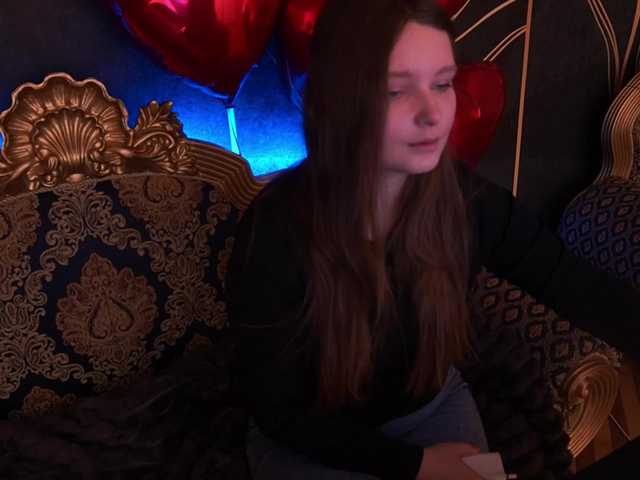 MagikPeachh from BongaCams