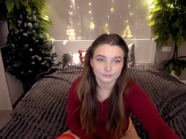 MagikPeachh's BongaCams show and profile