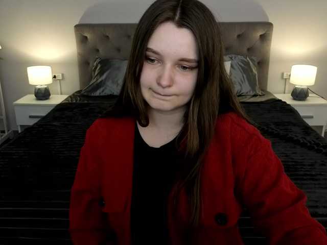 MagikPeachh's BongaCams show and profile