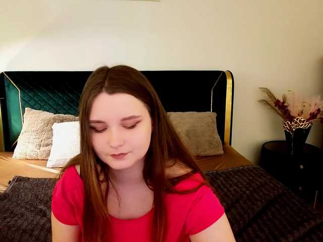 MagikPeachh's BongaCams show and profile