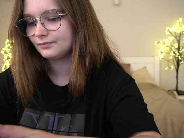 MagikPeachh webcam