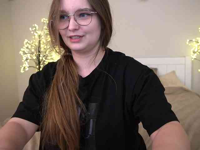 MagikPeachh webcam